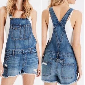 American Eagle Tomgirl Shortall Overalls Medium NWT Distressed 100% Cotton Denim